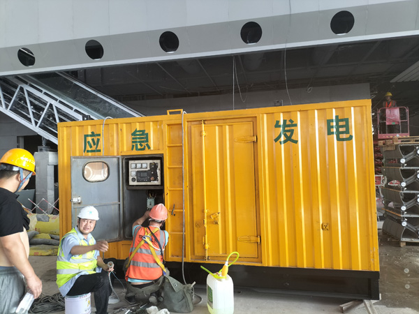 咸安怎样判断空气滤清器是否需要更换？